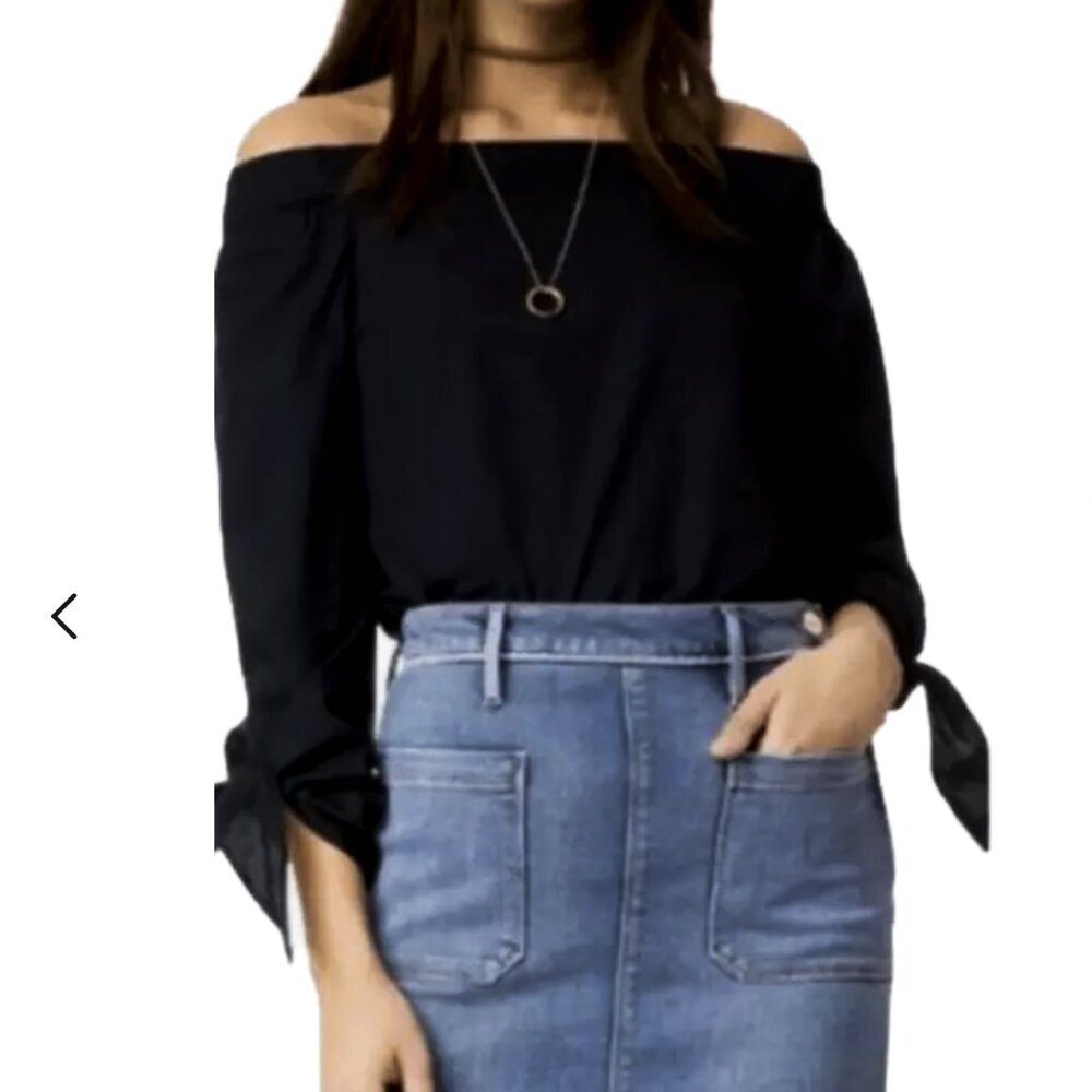 Free People Show Me Some Shoulder Black Top Tied Sleeves Size XS - NWT